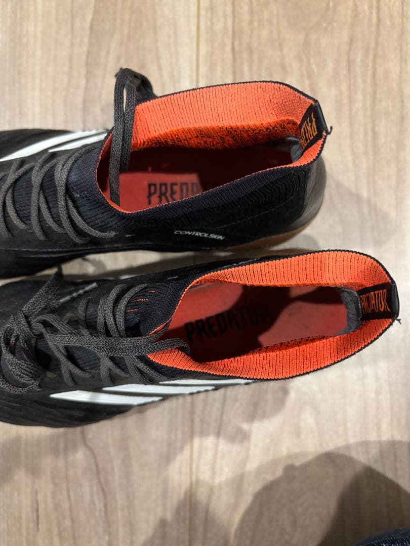 美品　プレデター　18.1 SG adidas 　サッカー取替式スパイク　27