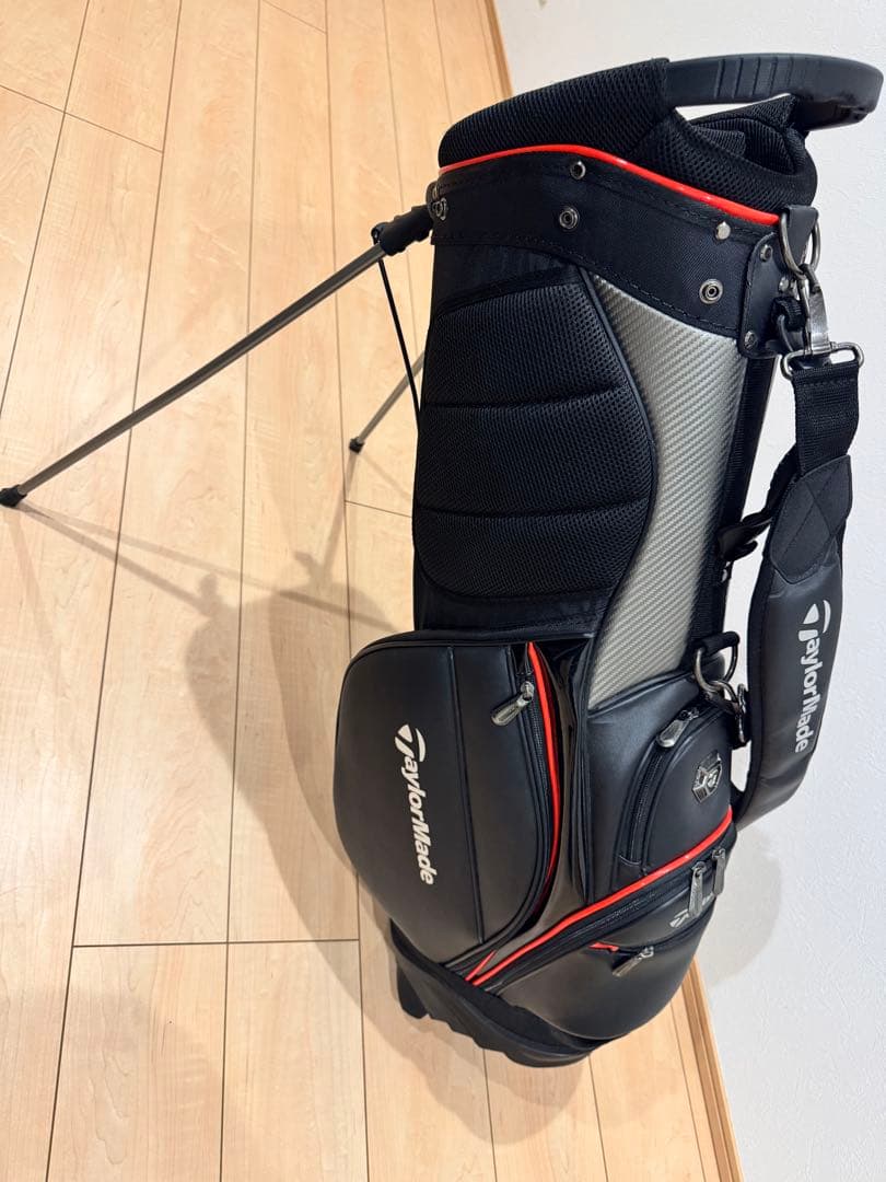 TaylorMade ✴︎スタンドキャディバッグ ブラック/グレー/レッド