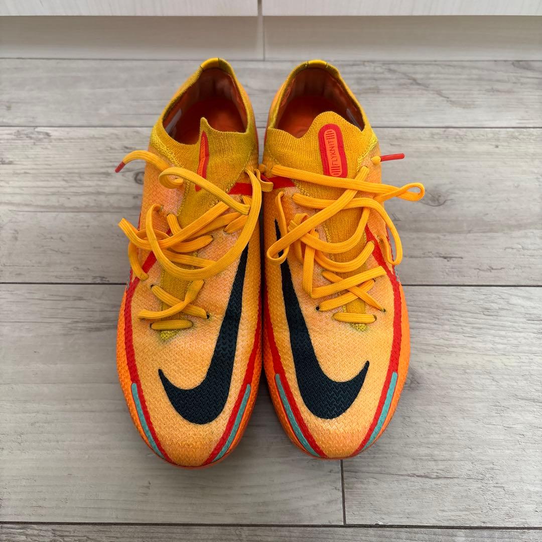 NIKE ファントム GT2 エリート FG