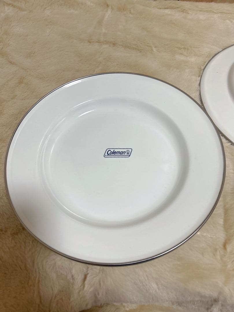 コールマン　食器セット エナメルディッシュウェアセット 収納ケース付き　キャンプ