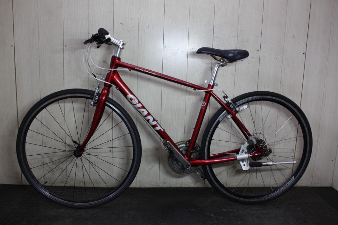 GIANT ESCAPE R3 700Cアルミ 24速 470mm REDクロス
