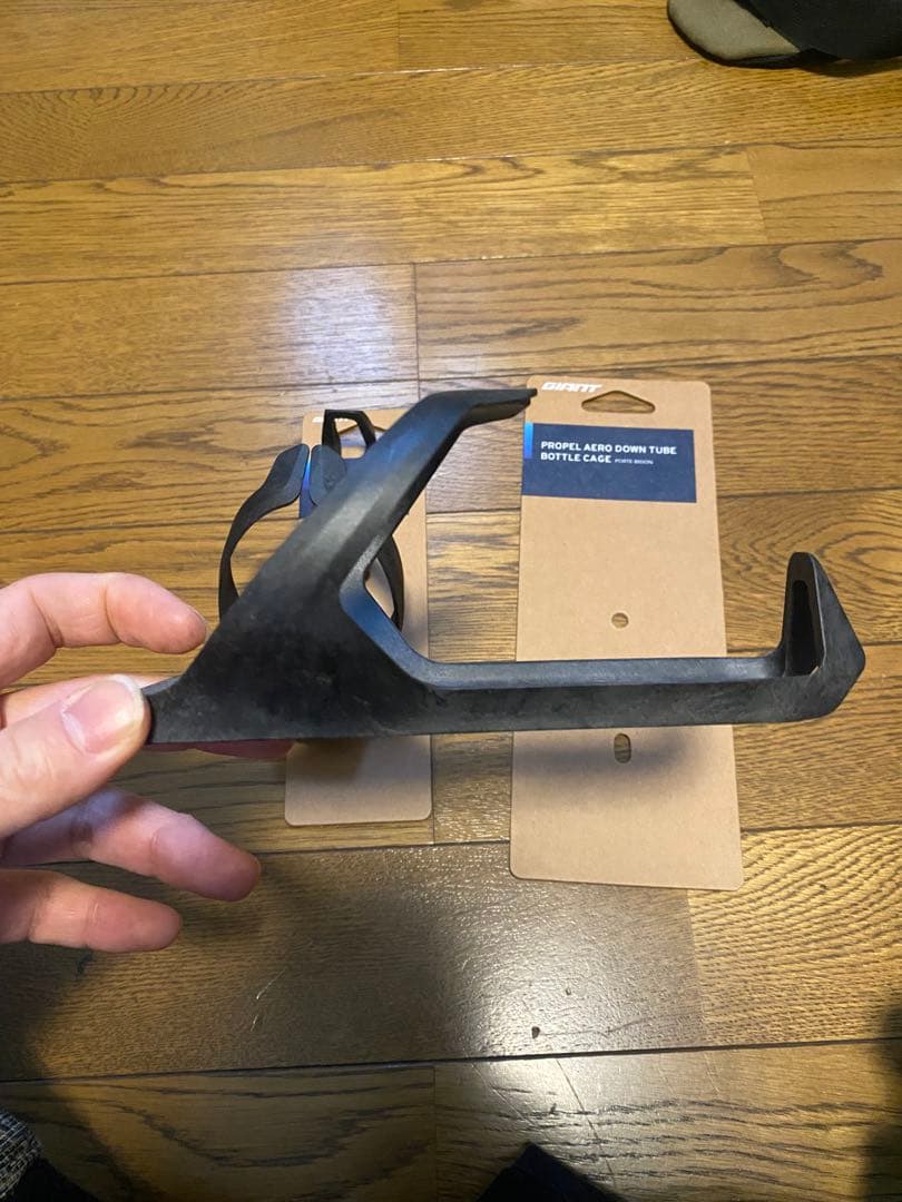 Giant Propel エアロボトルケージ 前後2個セット