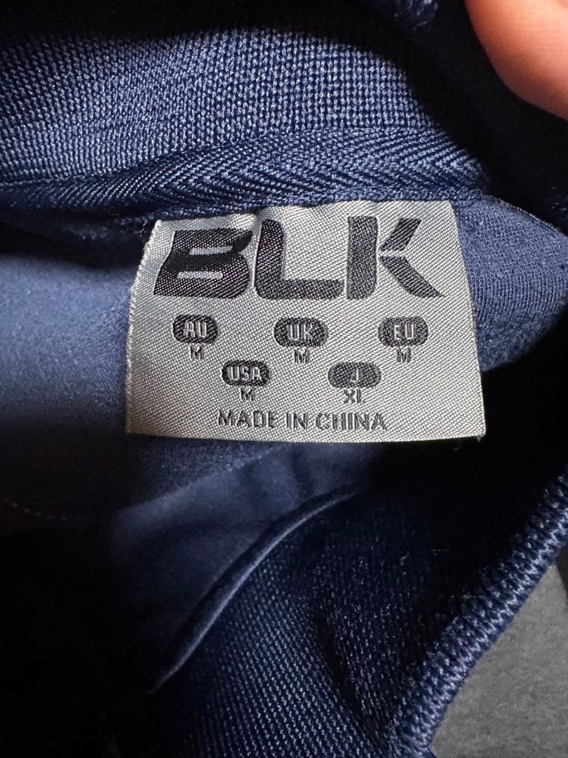 豊田自動織機シャトルズラグビー　BLK ウォームアップウェア