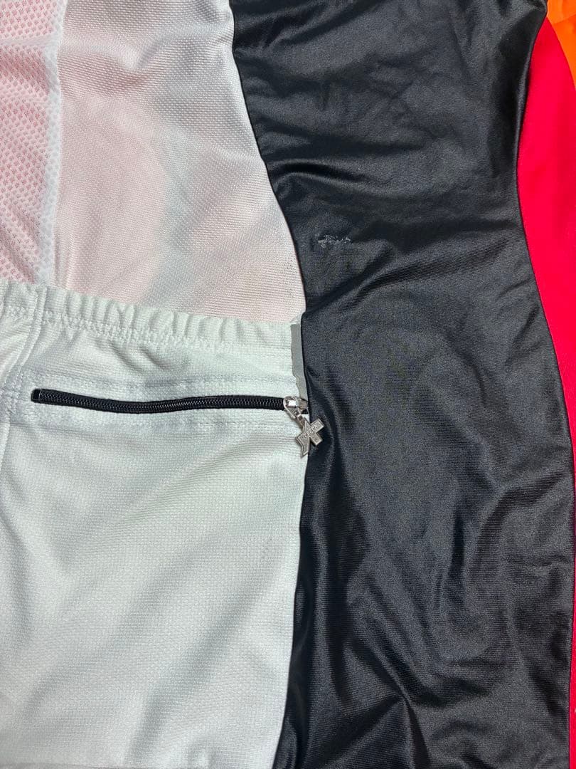 ASSOS サイクルジャージ 赤白