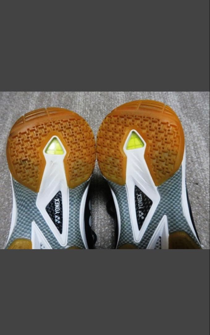 YONEX SHB65Z3 パワークッション 65Z 26.5㎝