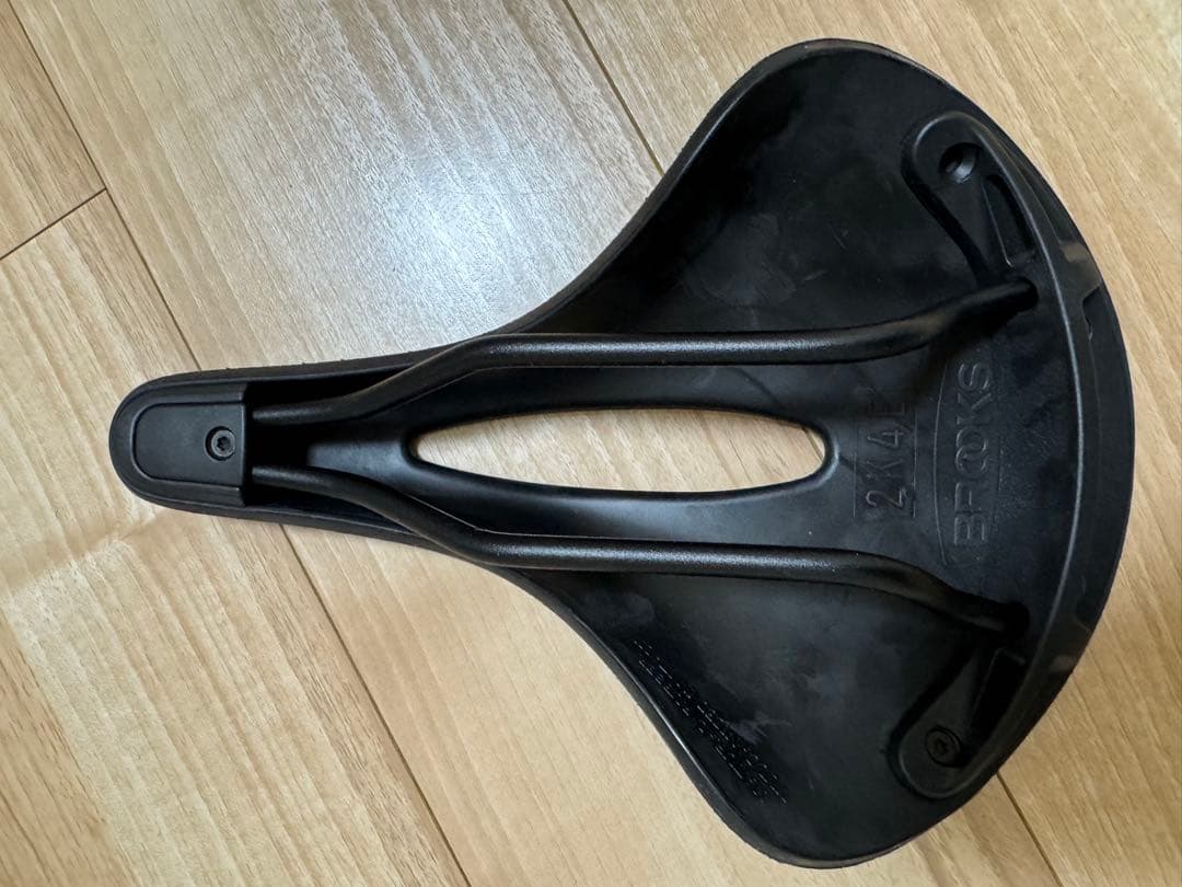 BROOKS C19 Cambium All Weather 穴あき サドル