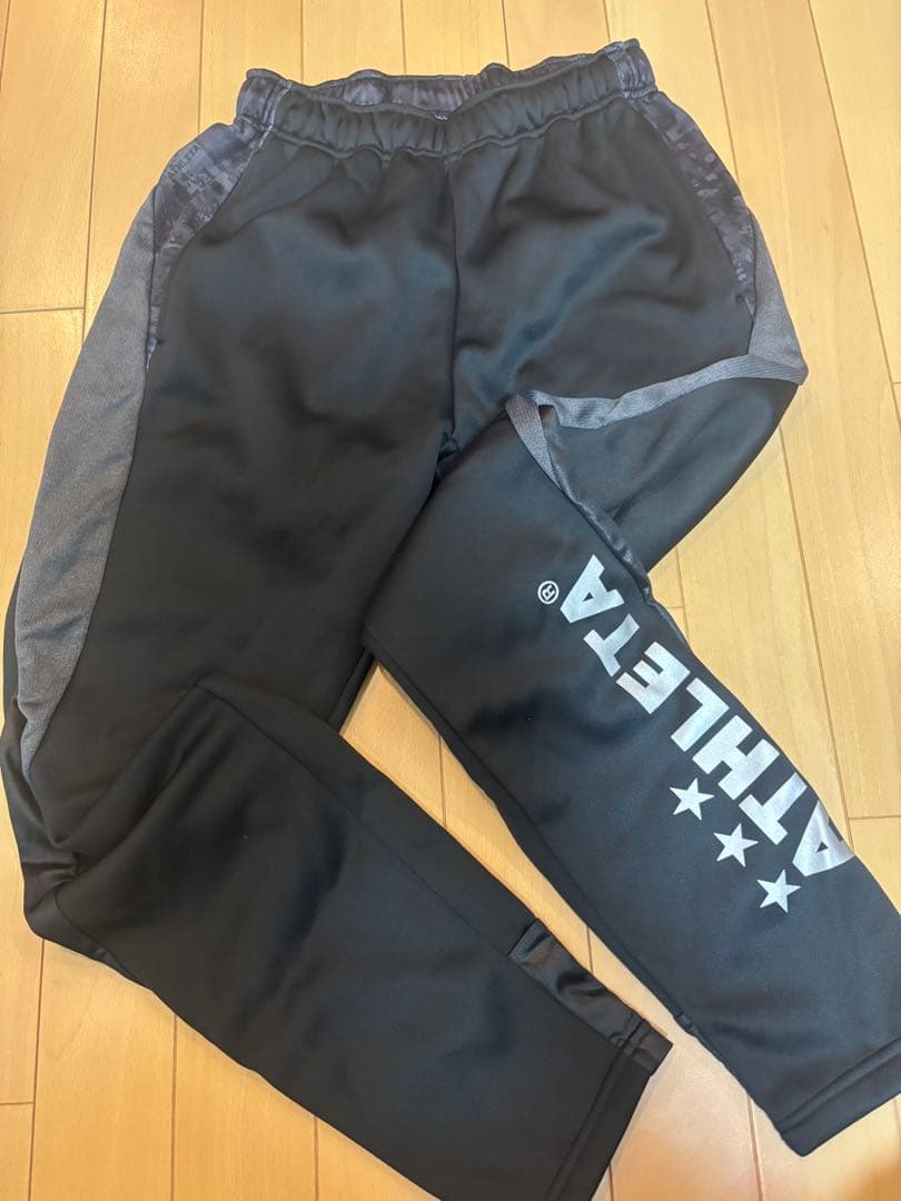 ATHLETA 迷彩柄 フード付きジャージ S、送料無料