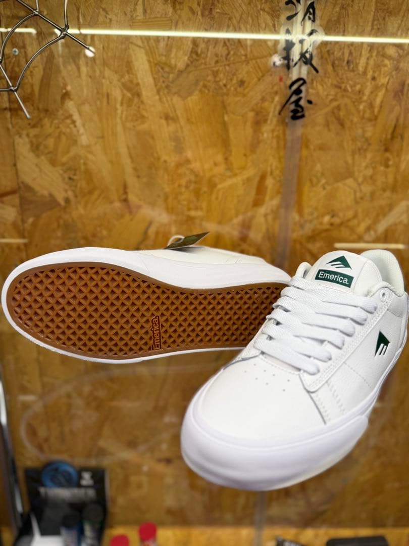 スケボー Emerica MOCA ホワイト/グリーン 26.5cm