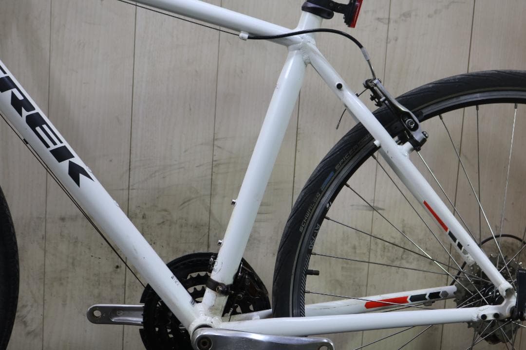 トレックTREK FX2 700C アルミ 24速 510mm クロスバイク