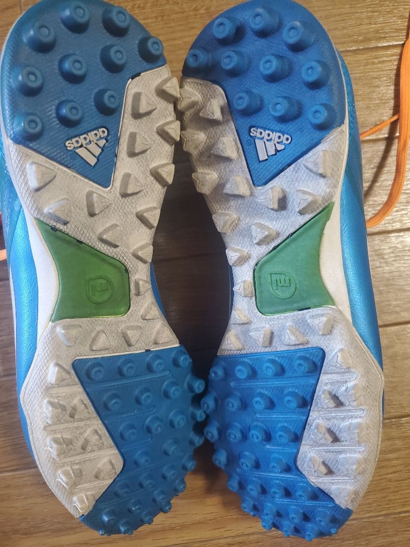 adidas F30 TF トレーニングシューズ