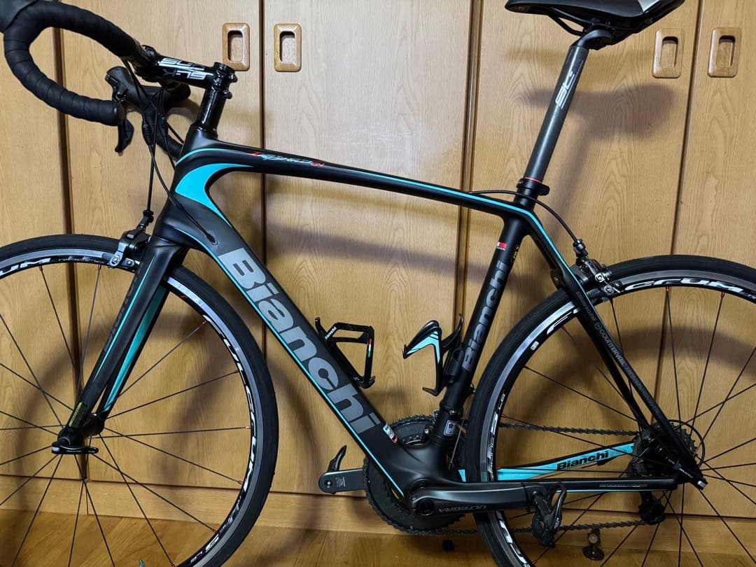 美品　BIANCHI INFINITO CV アルテグラ　11速