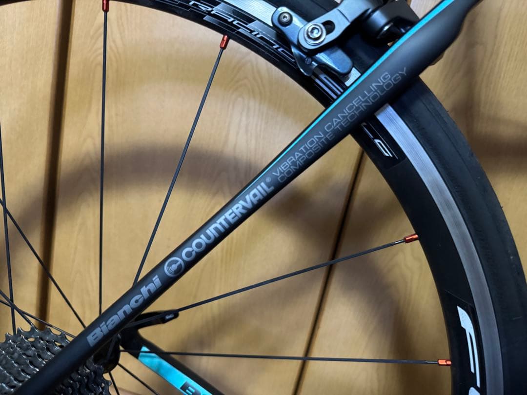 美品　BIANCHI INFINITO CV アルテグラ　11速