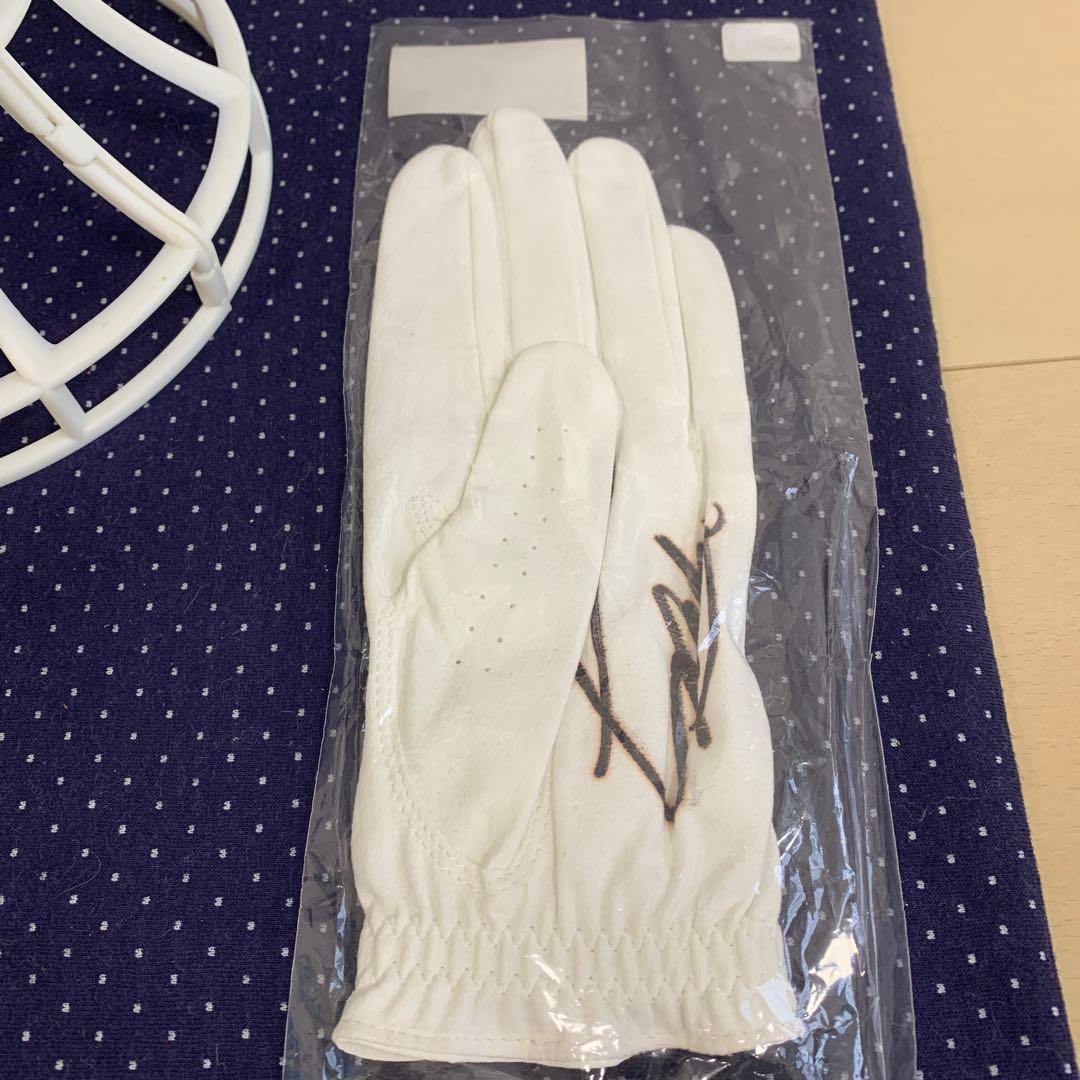 (☆レア)永峰咲希選手　ツアーモデルサイン入りキャップ&ツアー用グローブ