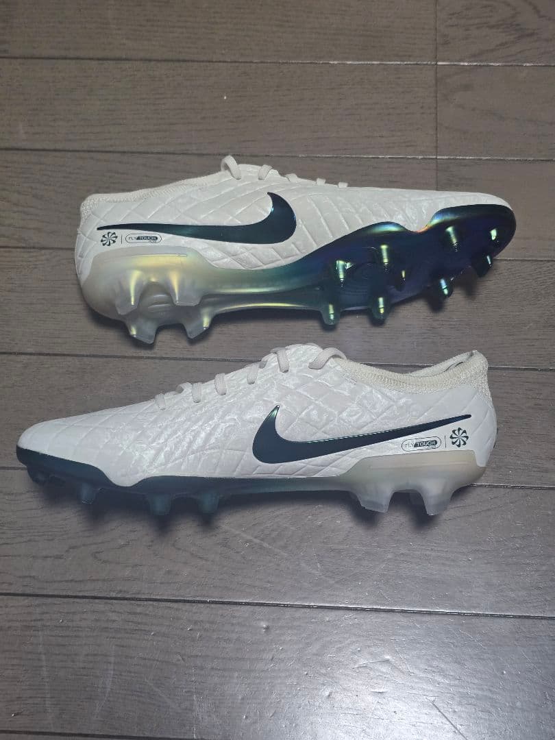 サッカースパイク ティエンポレジェンド10 エリートFG 30th 25cm