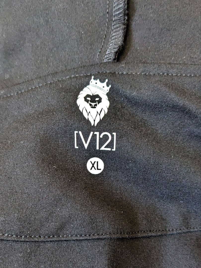 V12 /ヴィトゥエルブ 高級感 フルジップパーカー　完売サイズ XL　ブラック