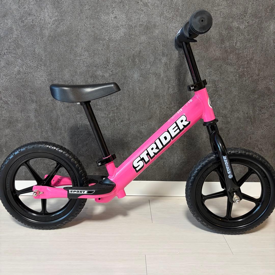 【正規店購入】美品　ストライダースポーツモデル　ピンク　12インチ　キッズバイク