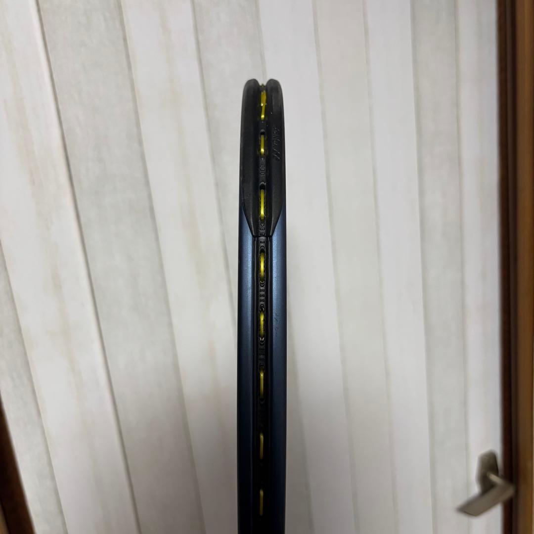 YONEX VCORE PRO 97 ISOMETRIC テニスラケット　硬式