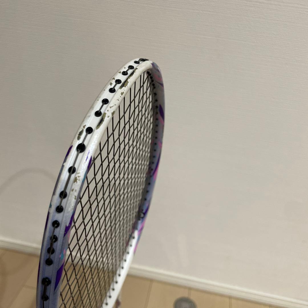 YONEX　ヨネックス　バトミントンラケット　ナノフレア１１１
