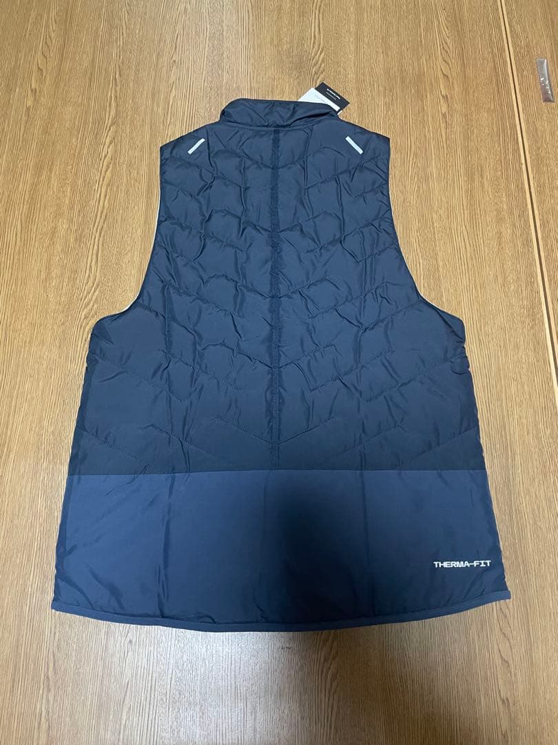新品 Mサイズ ナイキ サーマフィット レペル メンズ ランニングベスト