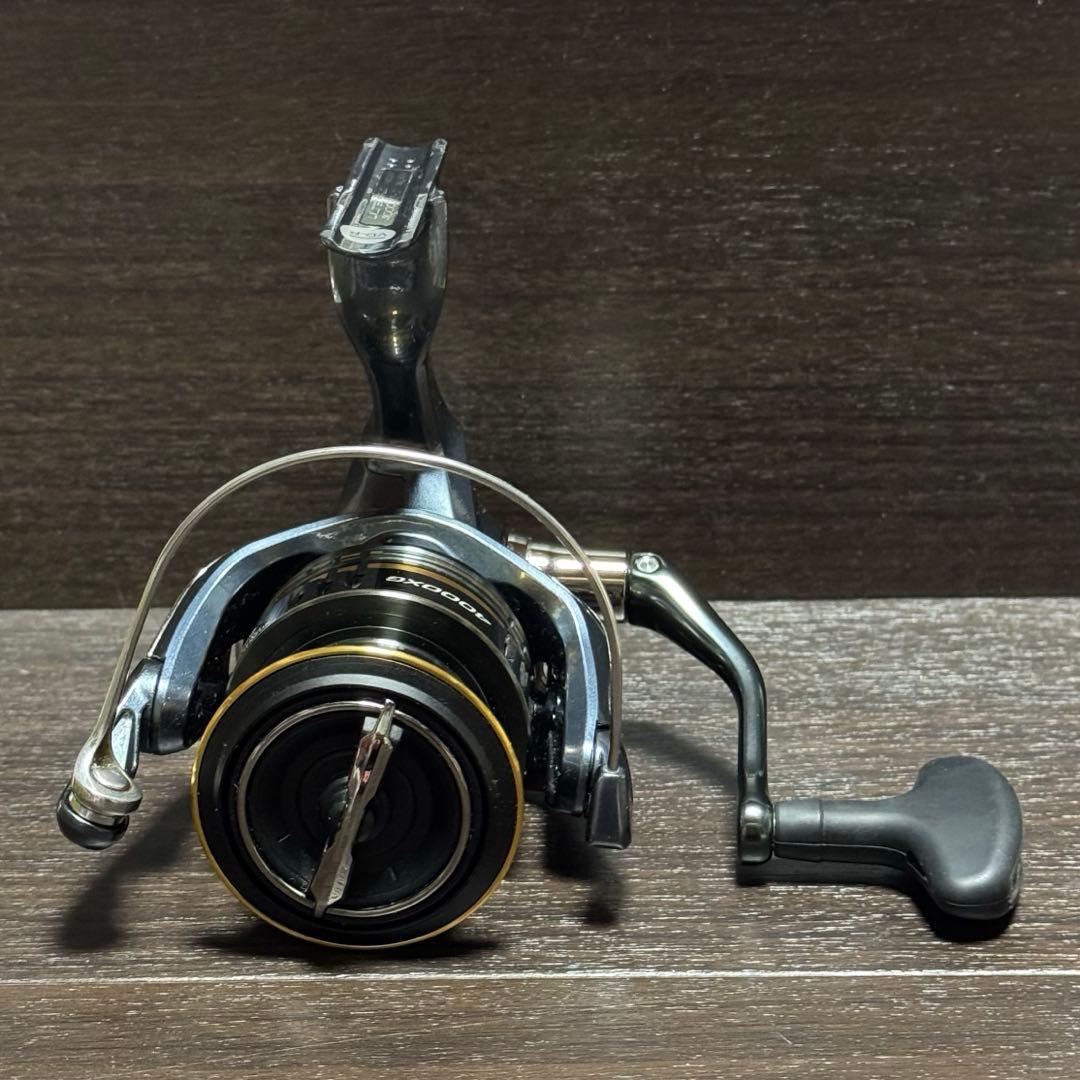 美品 シマノ 21アルテグラ 4000XG