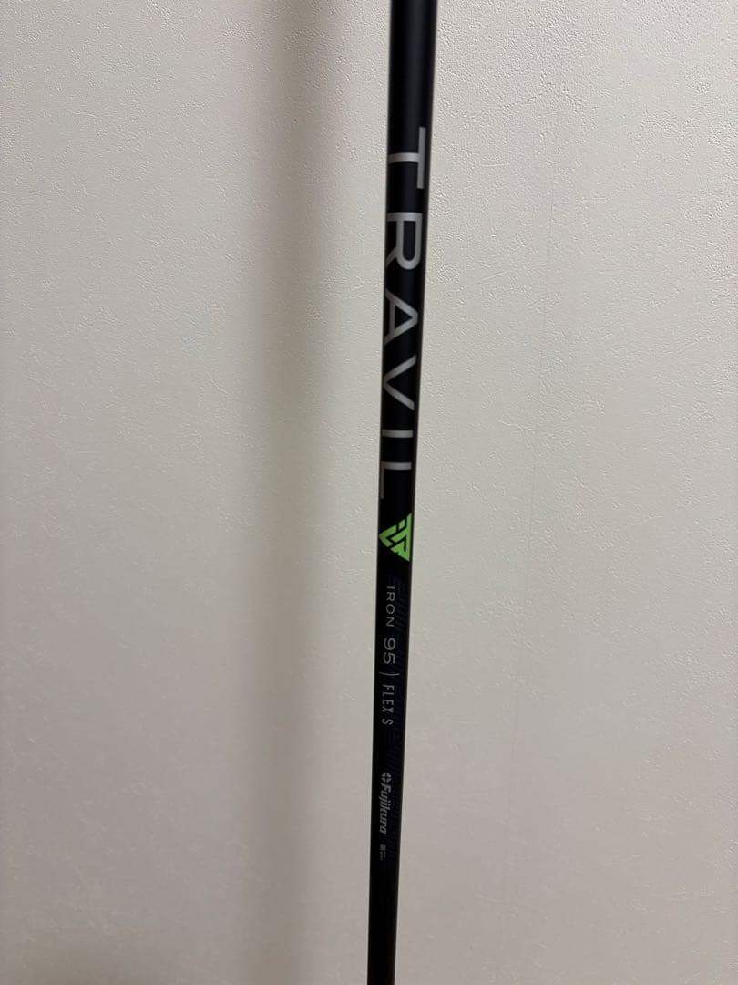 テーラーメイド　P-UDI 22° 4番ユーティリティ　TRAVIL95S