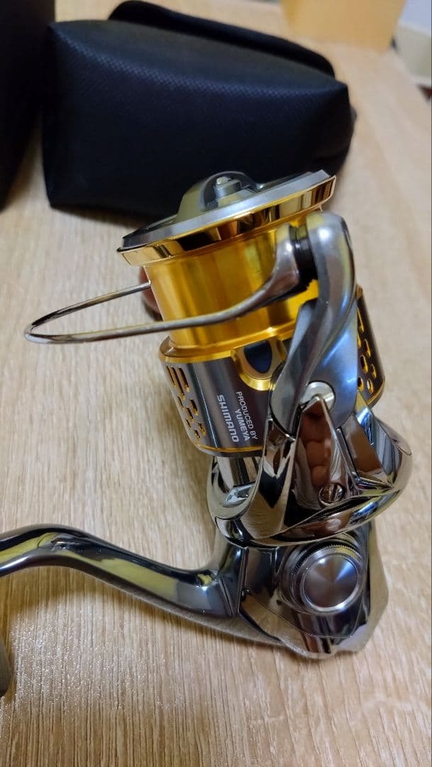 SHIMANO 18ステラ 2500SHG