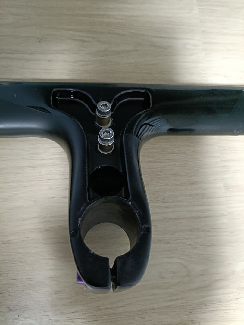 エルブス純正 ステム一体型カーボンハンドル OROME AEROPRO