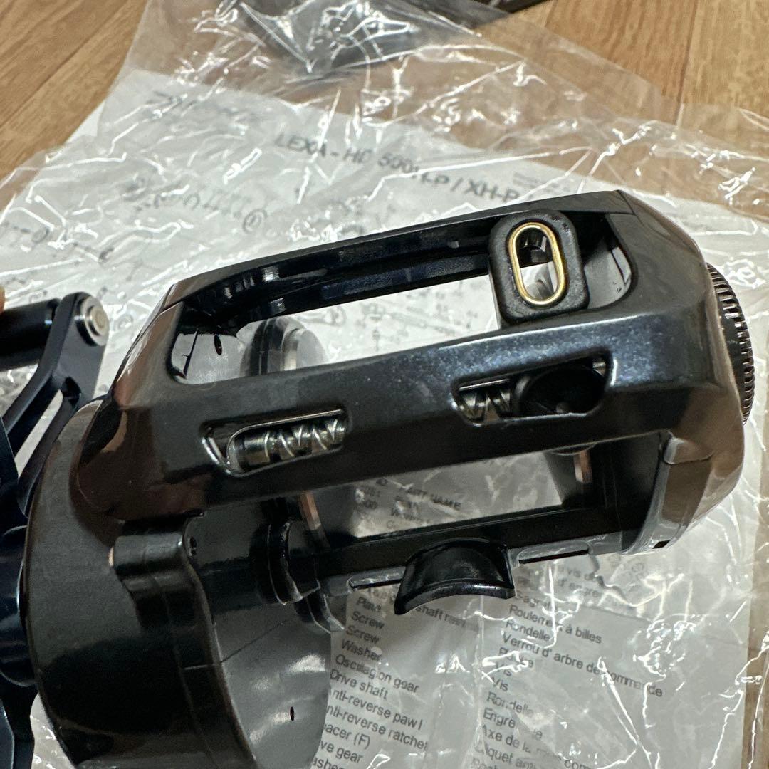 新品未使用　ダイワ(DAIWA) ベイトキャスティングリール
