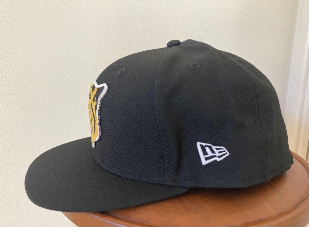 NEW ERA　８　ニューエラ　無地　キャップ　カスタム品　63.5cm