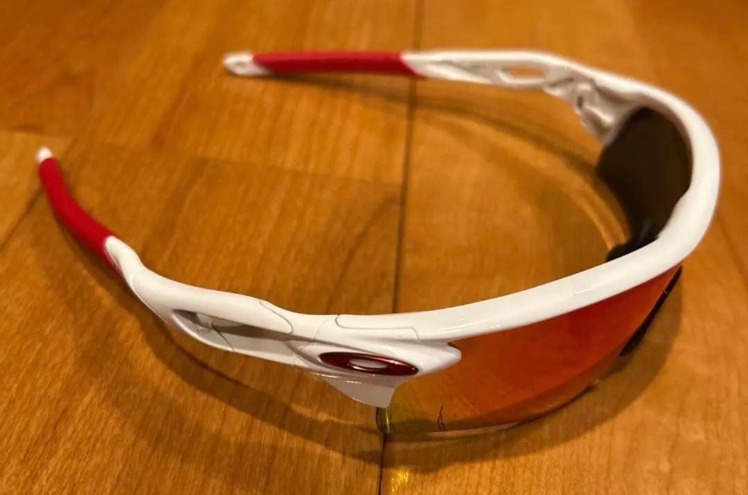 Oakley オークリー レーダーロックパス　レッドイリジウム