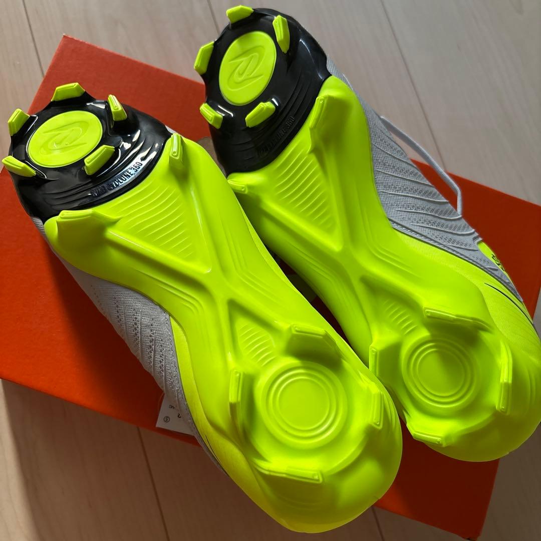 Nike Phantom GXIIサッカーシューズ グレー/イエロー