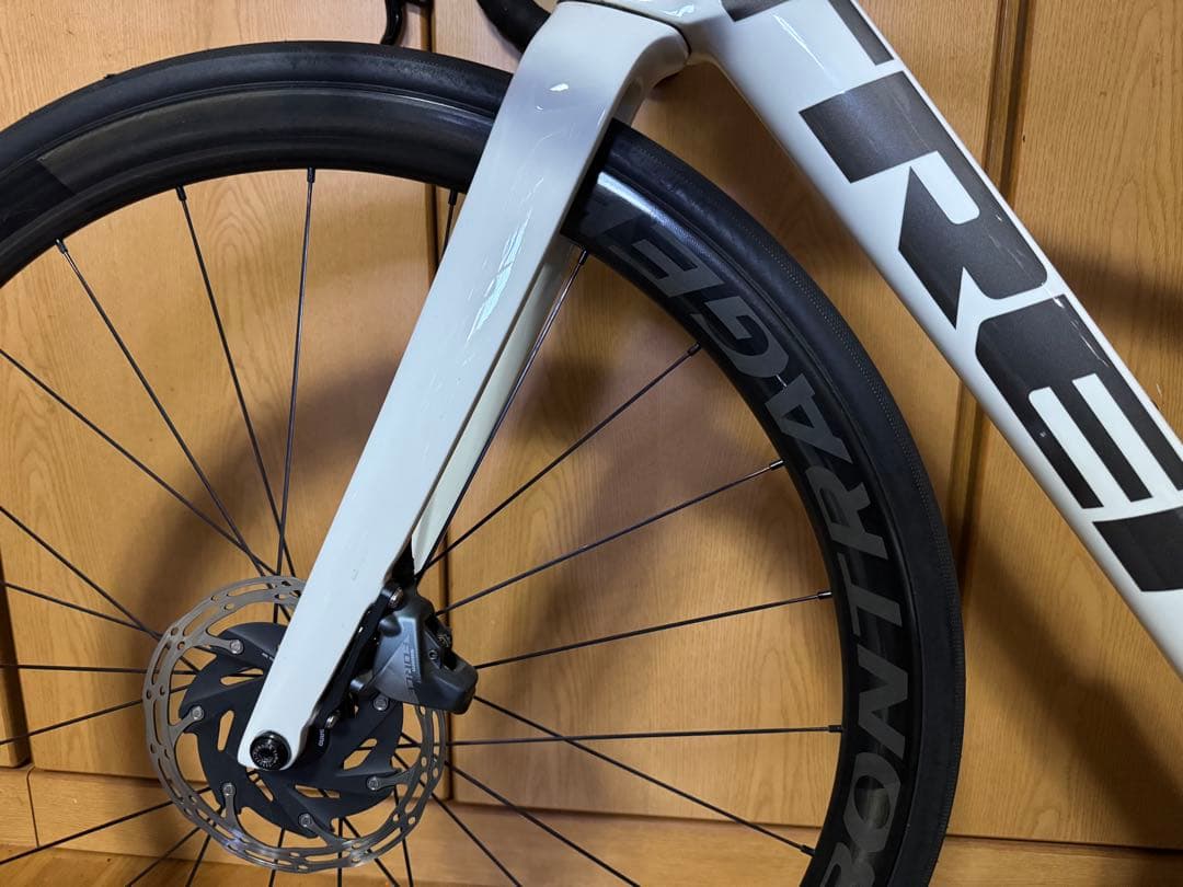 TREK EMONDA SLR7 AXS 12速　RSL37 E-tap