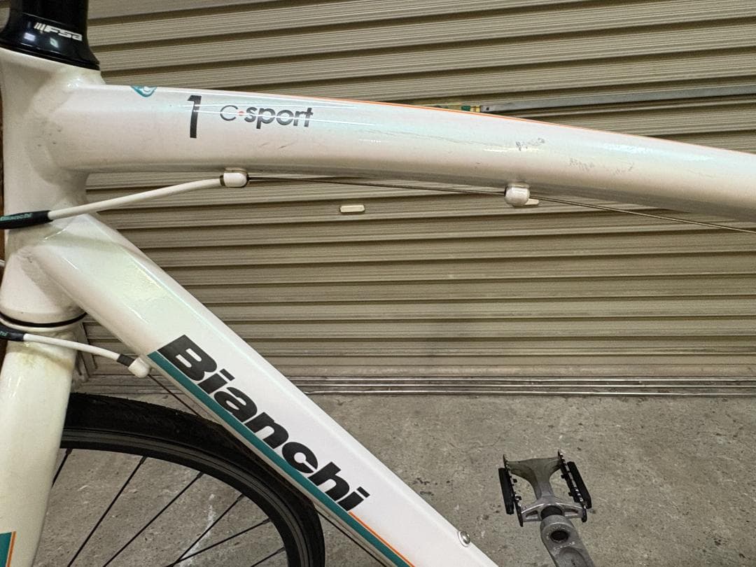 Bianchi ビアンキ クロスバイク カメレオンテ1 ホワイト 700*25C