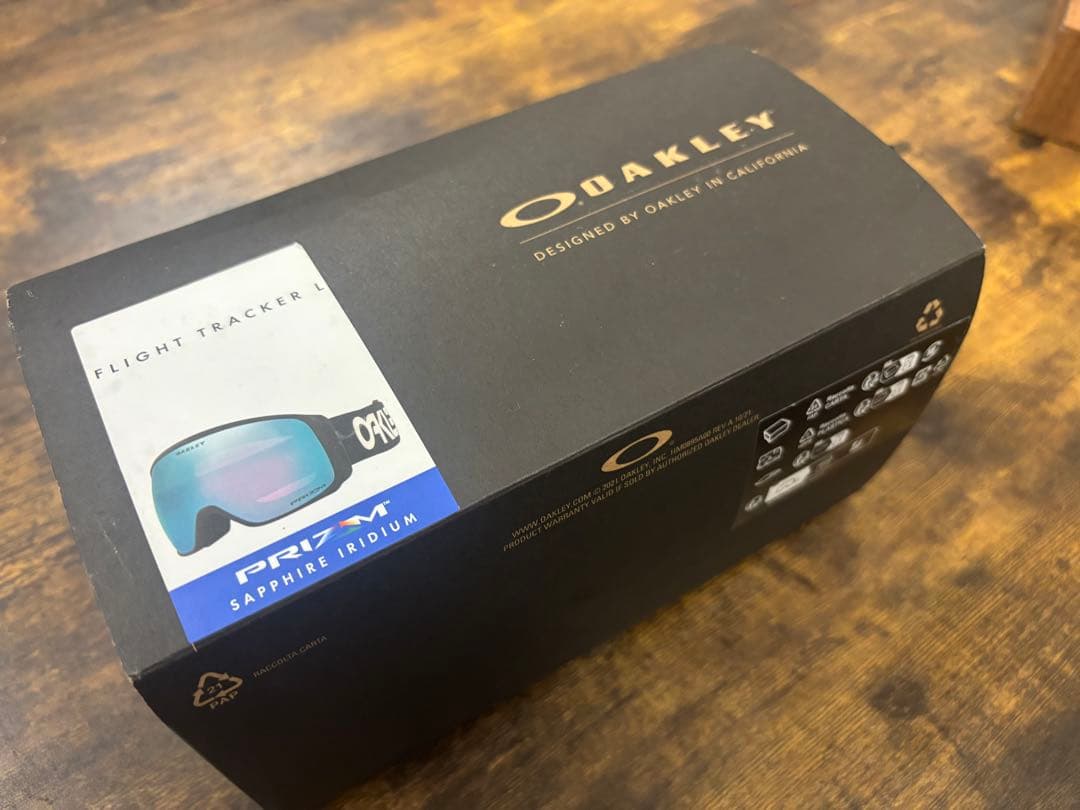 OAKLEY FLIGHT TRACKER L 新品未使用