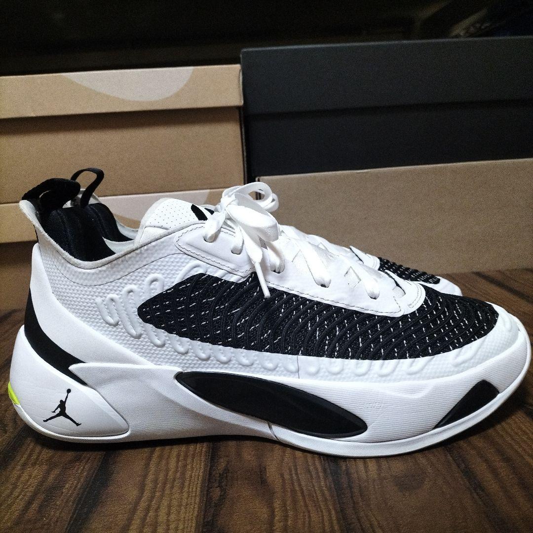 JORDAN LUKA1 PF 白黒 27.5cm