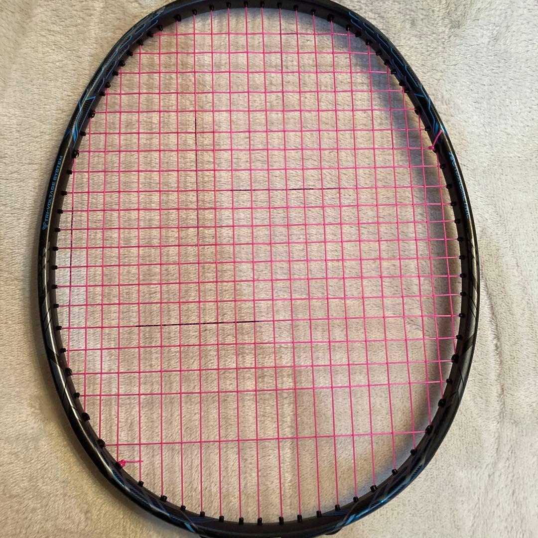 服出品【美品】YONEX VOLTRIC Z-FORCE Ⅱ 3UG5