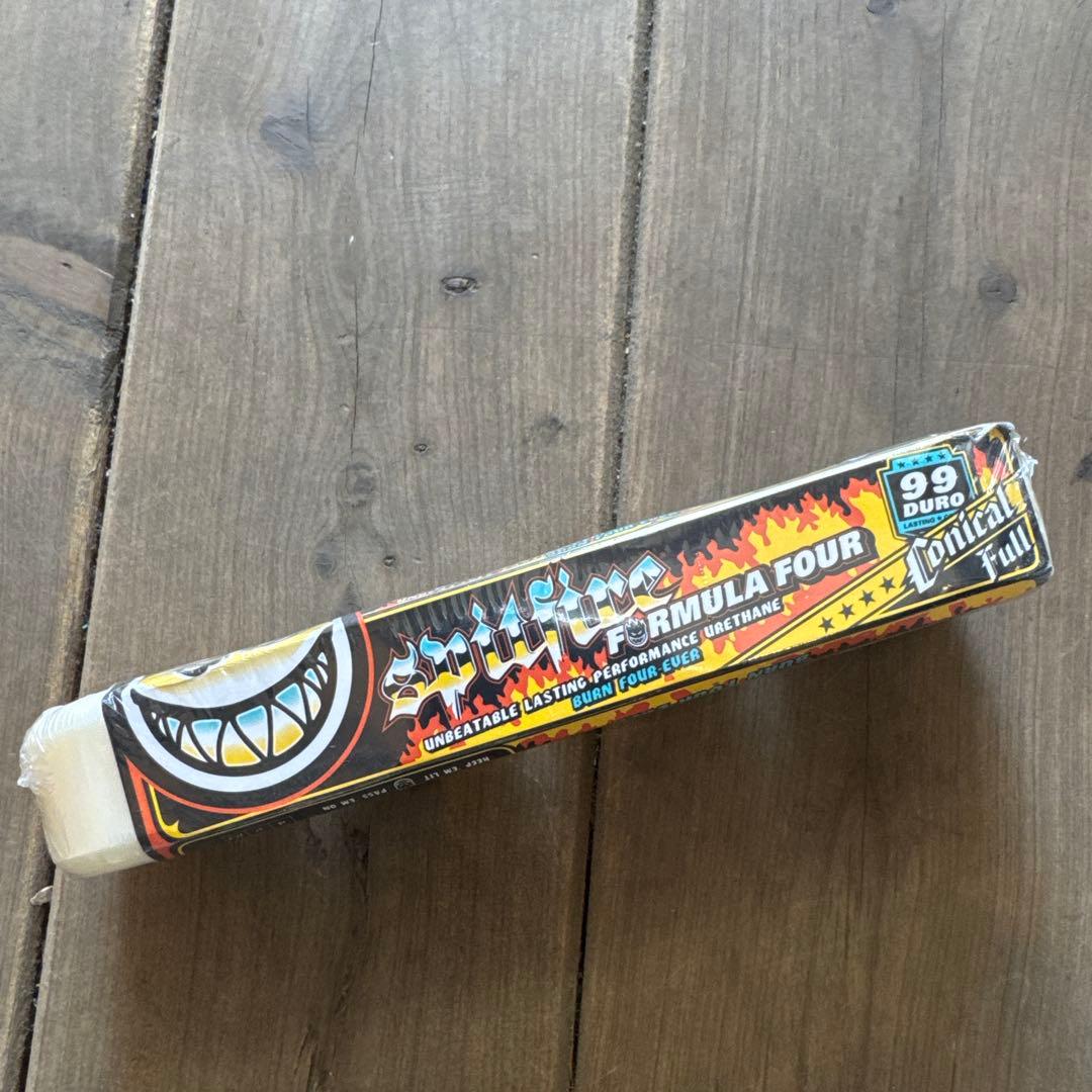 Spitfireフォーマル4コニカルフル56mm 99D ウィール定価9,130