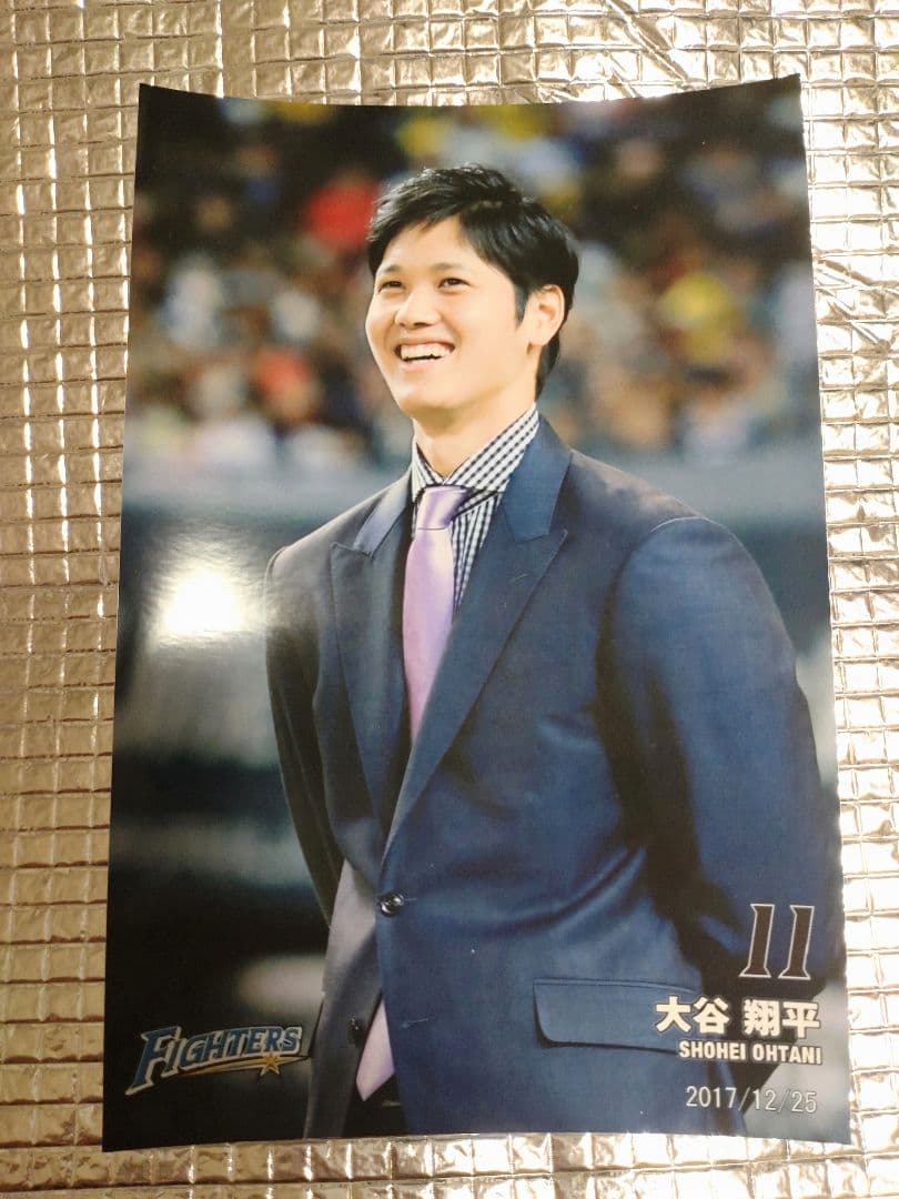 大谷翔平 2017 ハイライトフォト No.62 惜別会見 スーツ姿 球団公式