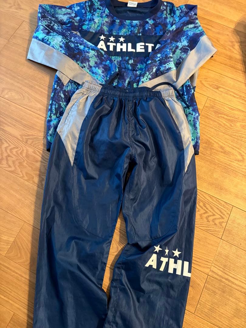ATHLETA ジャージ上下３セット