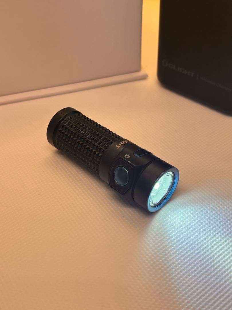 OLIGHT(オーライト) Baton 4 Kit 充電ケース付き　13バトン4