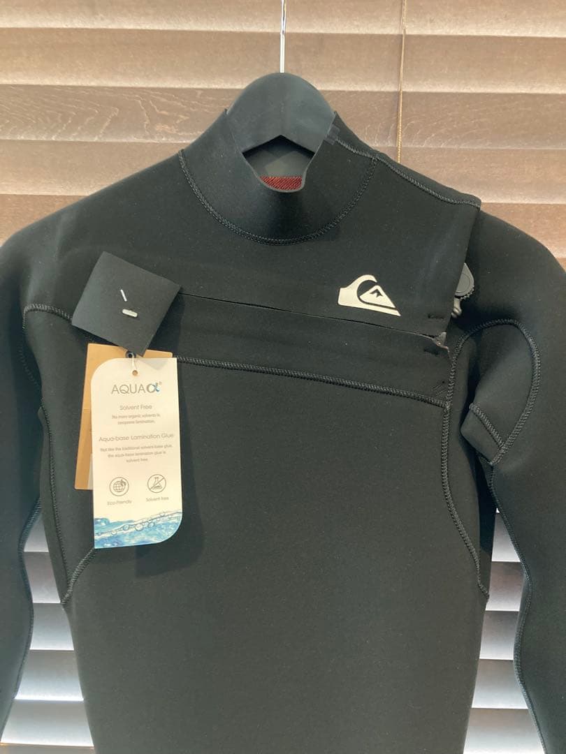 Quiksilver クイックシルバー　ウェットスーツ　Mサイズ