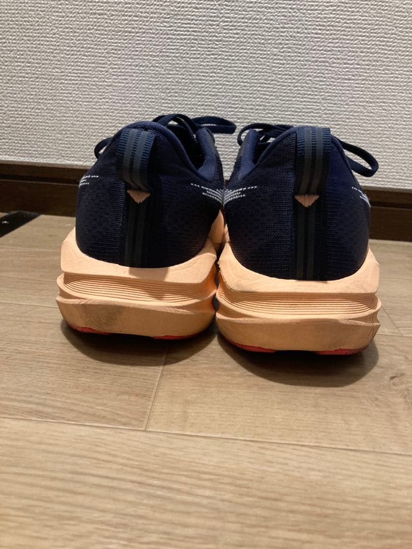 asicsアシックス　NOVABLAST5ノヴァブラスト5 ワイド 27.0cm