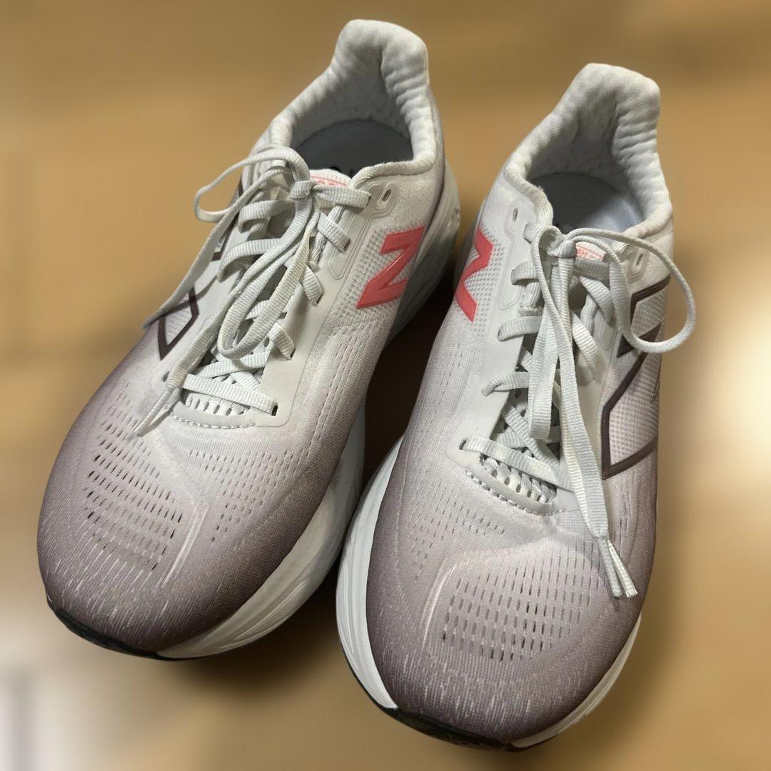 ニューバランス ランニングシューズ Fresh Foam X 1080 26㎝