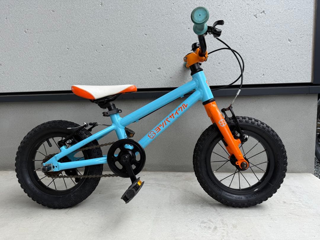 ヨツバサイクル　12インチ　自転車