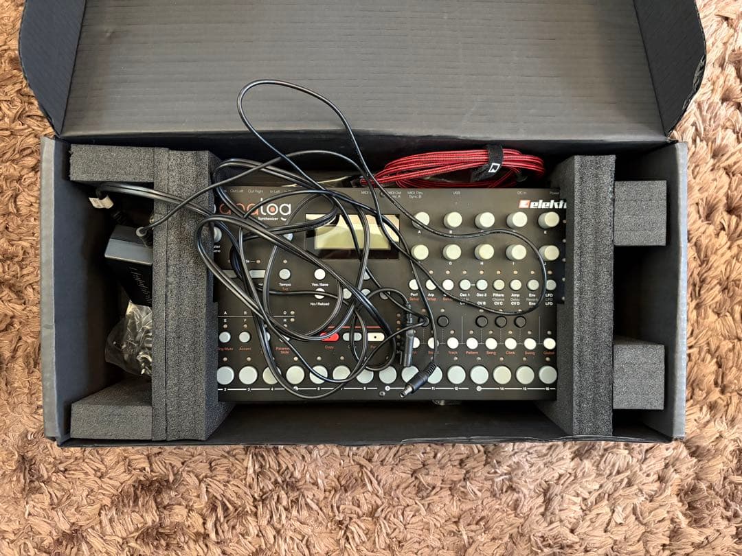 Elektron Analog Four 初期