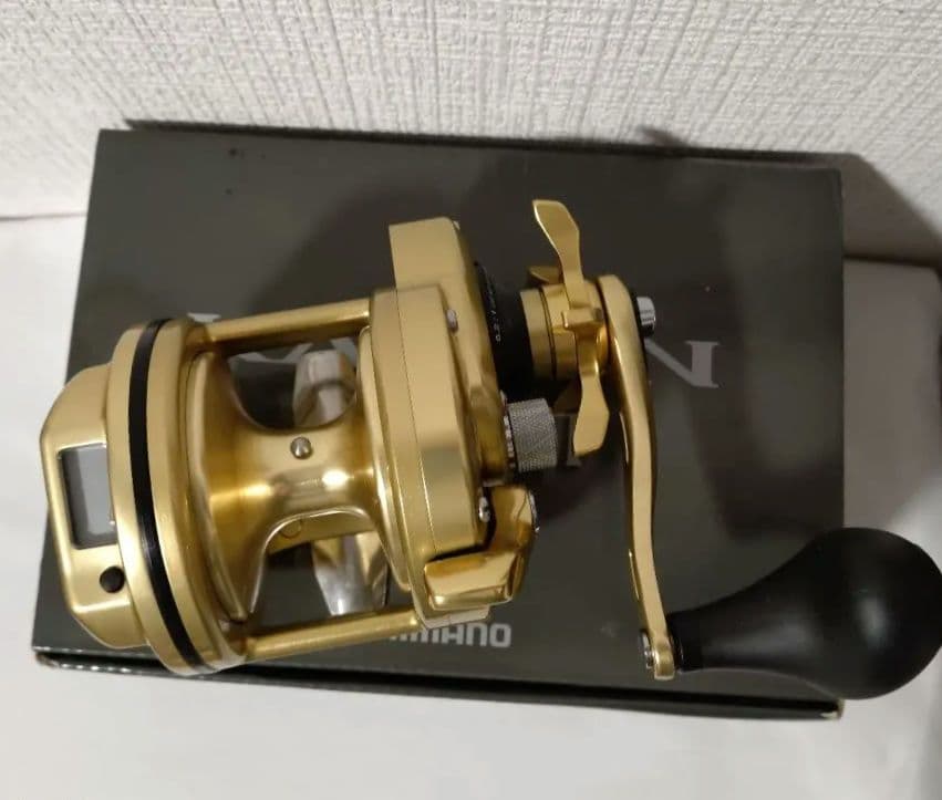 海魂 リール 2000T SHIMANO シマノ 石鯛 鯉 釣り 付属品有り