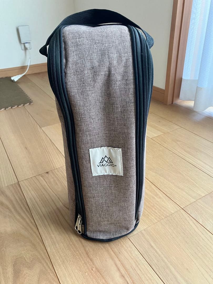 VIAGGIOブラックランタン新品　専用ケース付イワタニガス缶新品2個セット