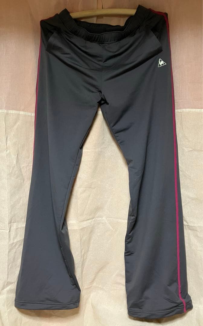 【新品未使用】＊le coq＊（ルコック）ジャージ上下　サイズＯ〈グレー系〉
