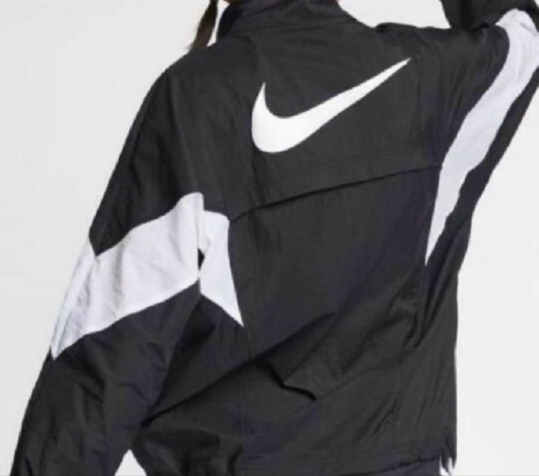 未着用　Nike ウィンドブレーカー M ブラック　レディース　ナイキ