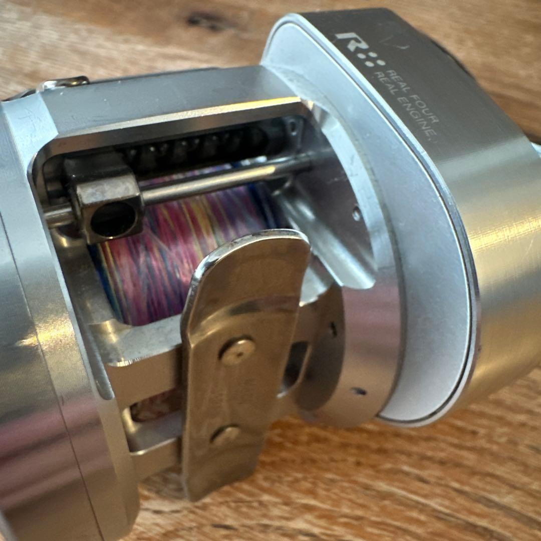 Daiwa RYOGA BAY JIGGING C2020PE-HL ダイワ